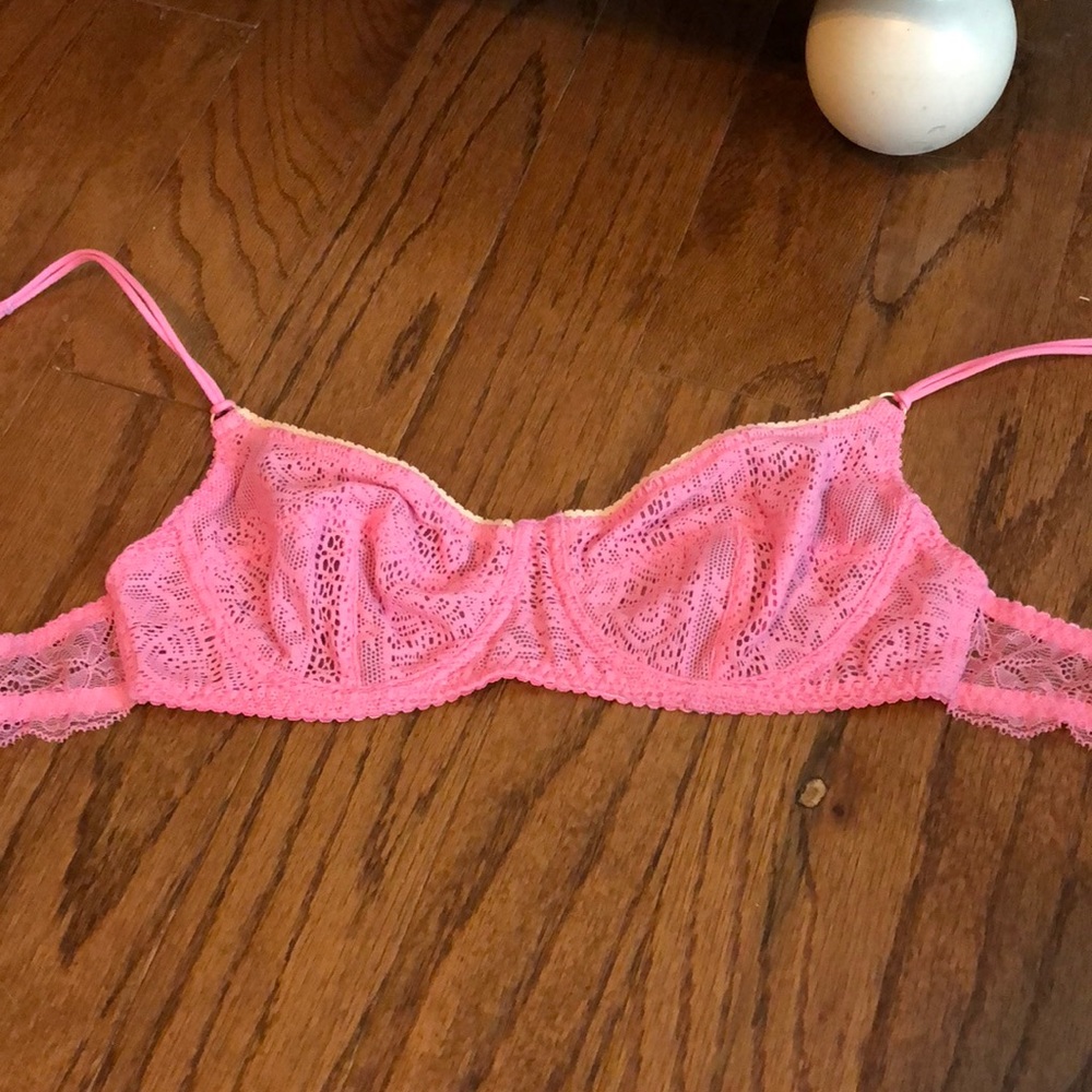 Hot pink free people underwire bra 32C